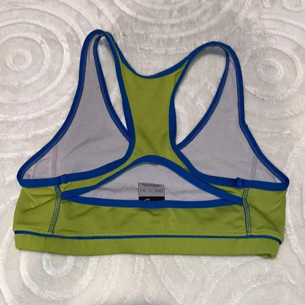 sports bra - Picture 3 of 6